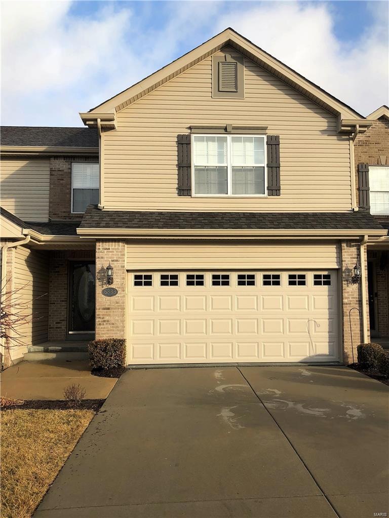 6833 Hampshire Ct, Maryville, IL 62062 - photo 1