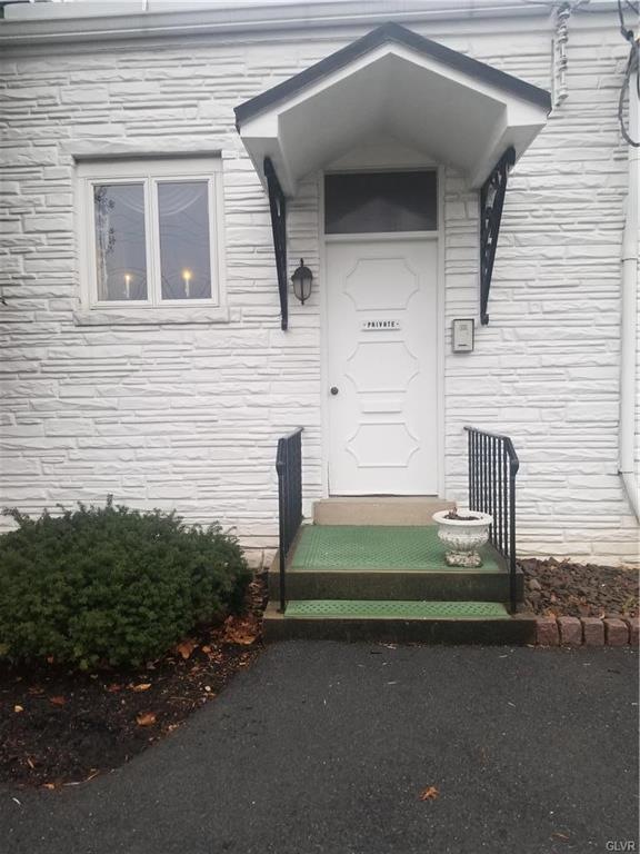 1625 W Highland St unit 2, Allentown, PA 18102 - photo 1