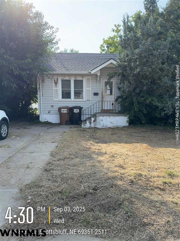 1906 8th Ave, Scottsbluff, NE 69361 - photo 1