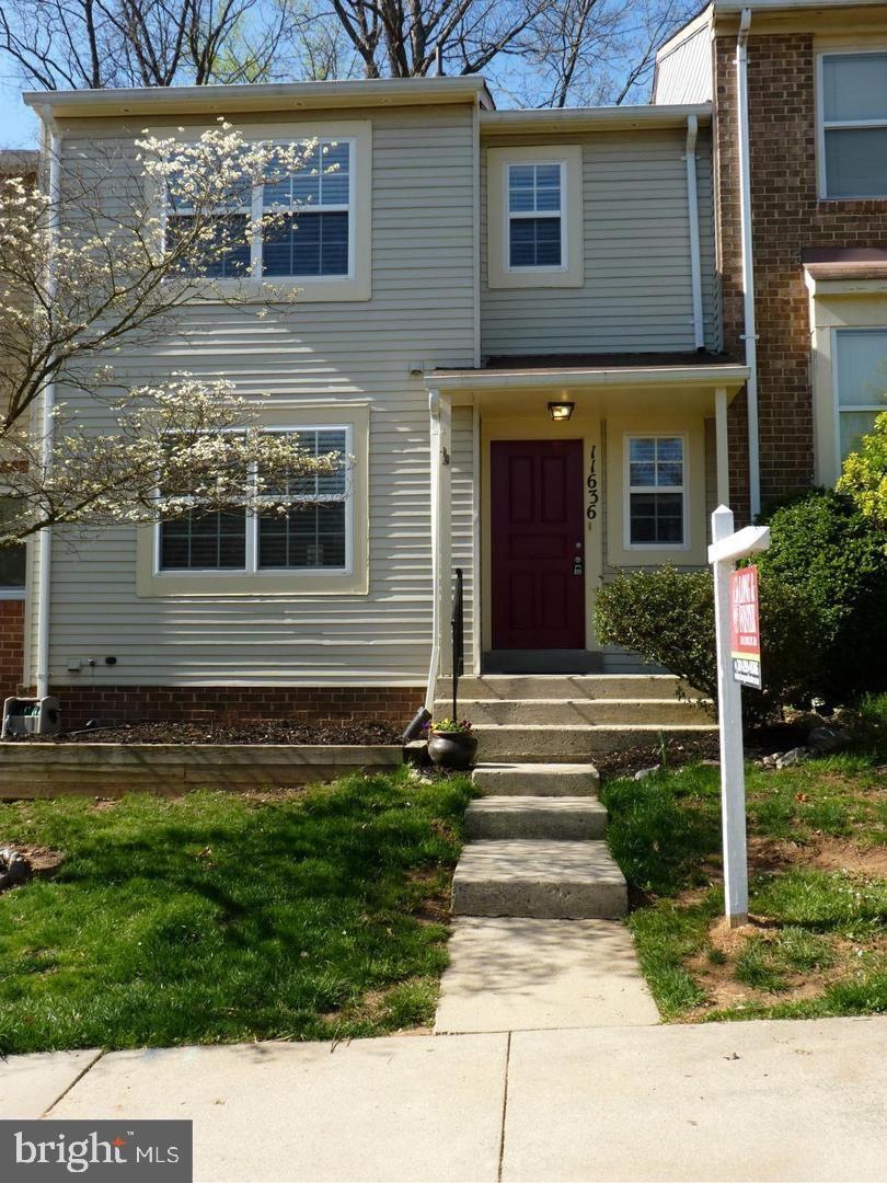 11636 Summer Oak Dr, Germantown, MD 20874 - photo 1