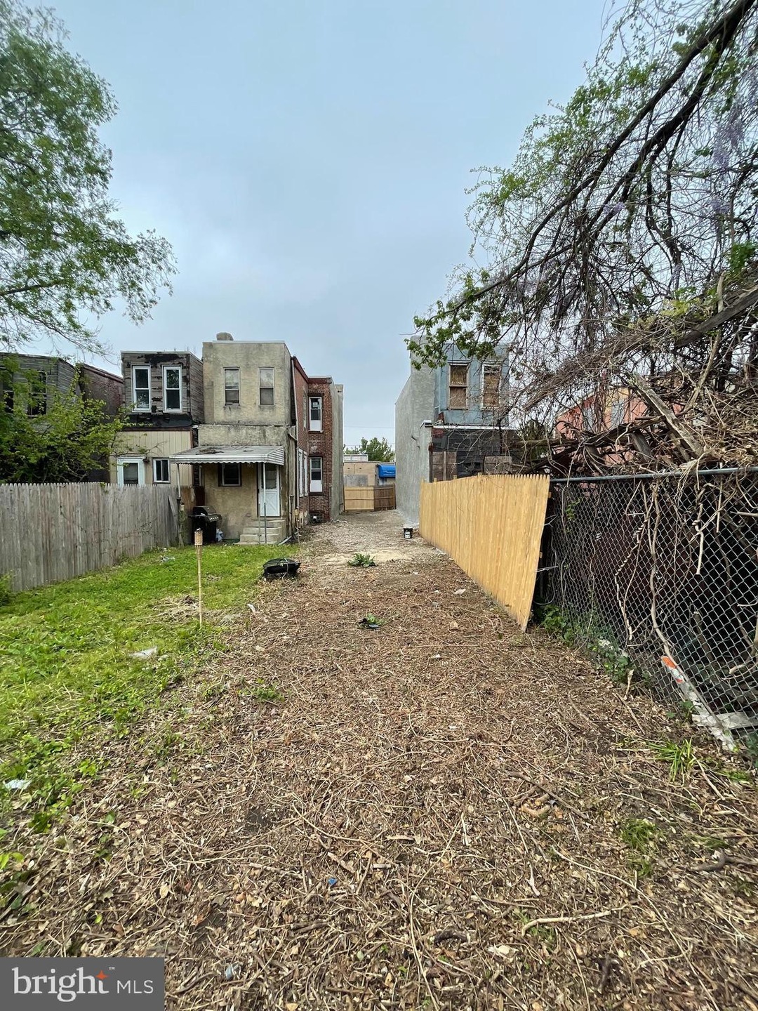 1304 Mechanic St, Camden, NJ 08104 - photo 1