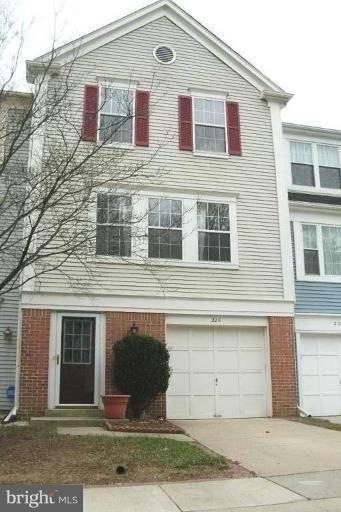 2211 Wimbledon Cir, Silver Spring, MD 20906 - photo 1