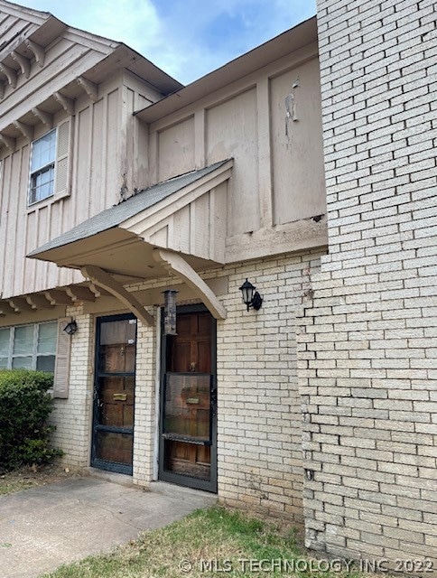 6108 S Madison Place unit A, Tulsa, OK 74136 - photo 1