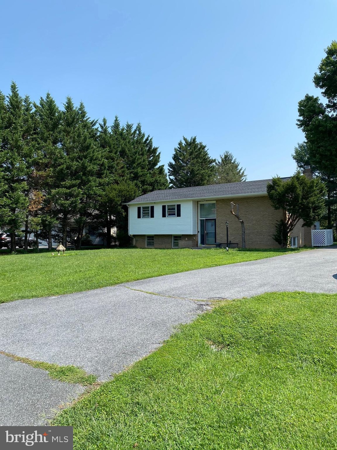 8005 Glendale Ct, Frederick, MD 21702 - photo 1