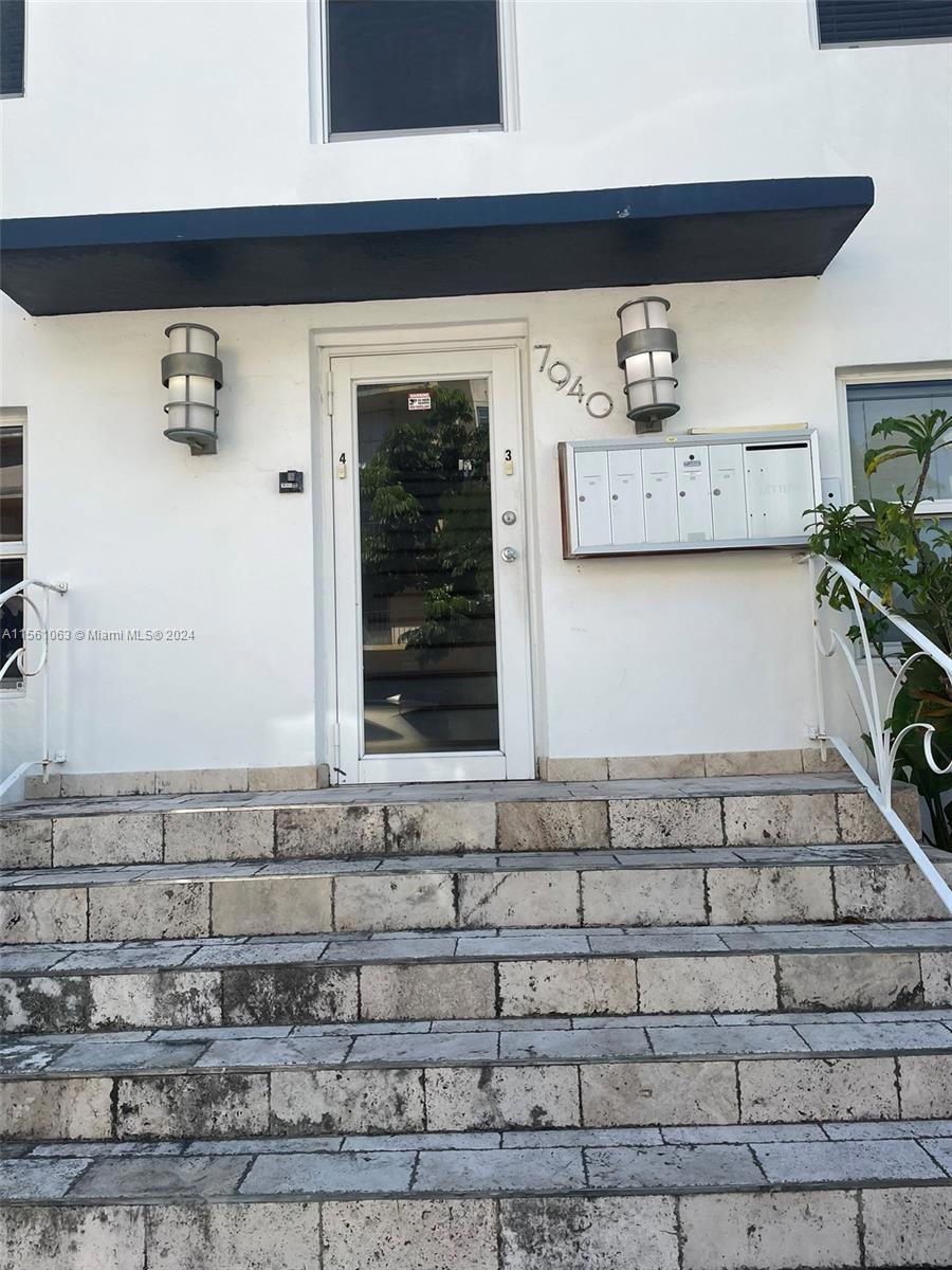 7940 Byron Ave unit 3, Miami Beach, FL 33141 - photo 1