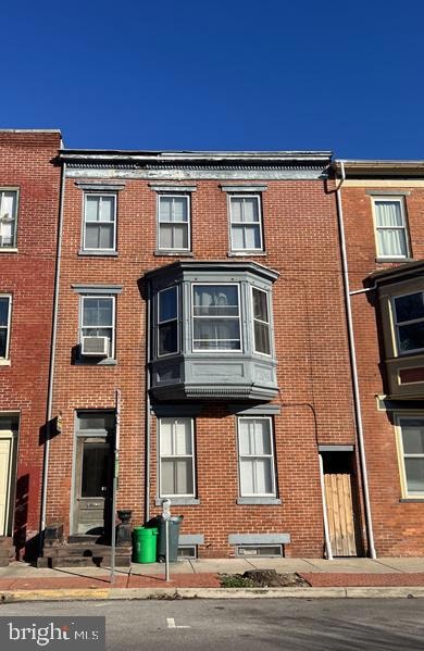 For Rent $900/month • Co-Listing Agent