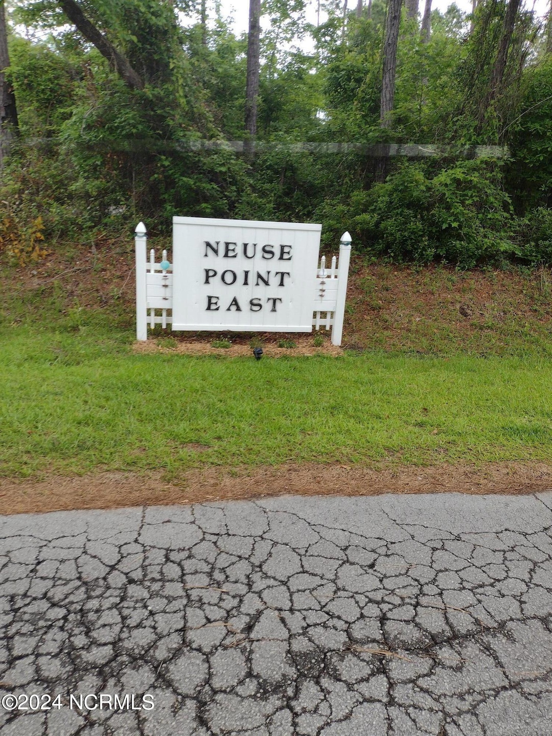 118 Cedarwood, Havelock, NC 28532 - photo 1