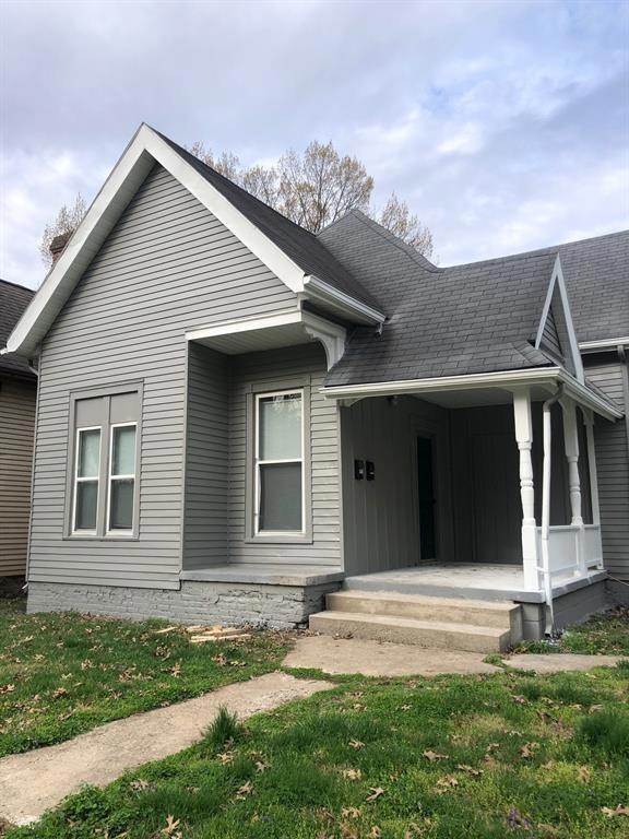 1020 Chestnut St, Columbus, IN 47201 - photo 1