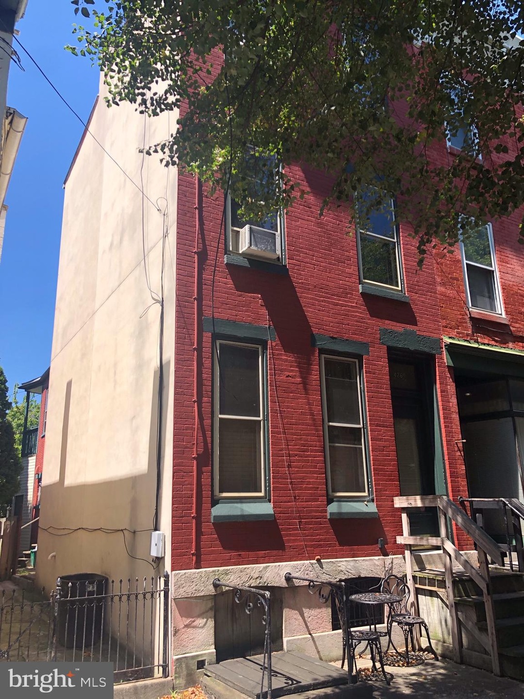 426 S 5th St, Reading, PA 19602 - photo 1