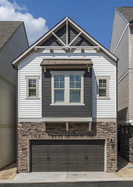 1073 Kirkland Cir, Smyrna, GA 30080 - photo 1