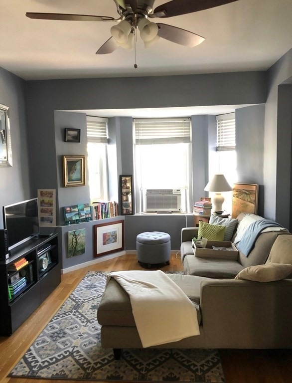 687 E 8th St unit 3, Boston, MA 02127 - photo 1