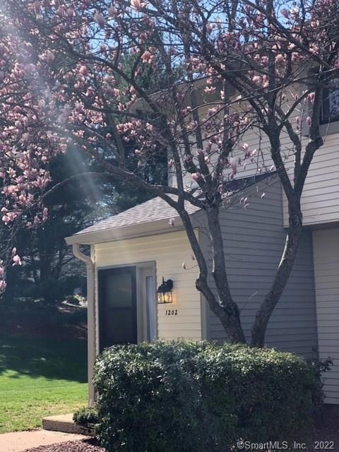 1202 Summer Hill Dr unit 1202, South Windsor, CT 06074 - photo 1