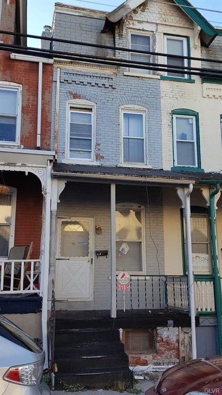 318 N Jefferson St, Allentown, PA 18102 - photo 1