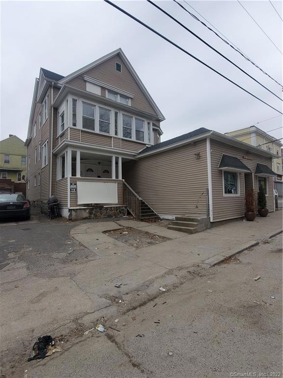 413 Willow St, Waterbury, CT 06710 - photo 1