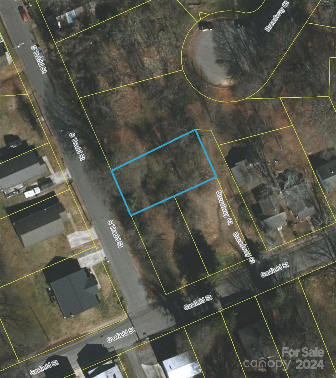 559 S Tradd St, Statesville, NC 28677 - photo 1