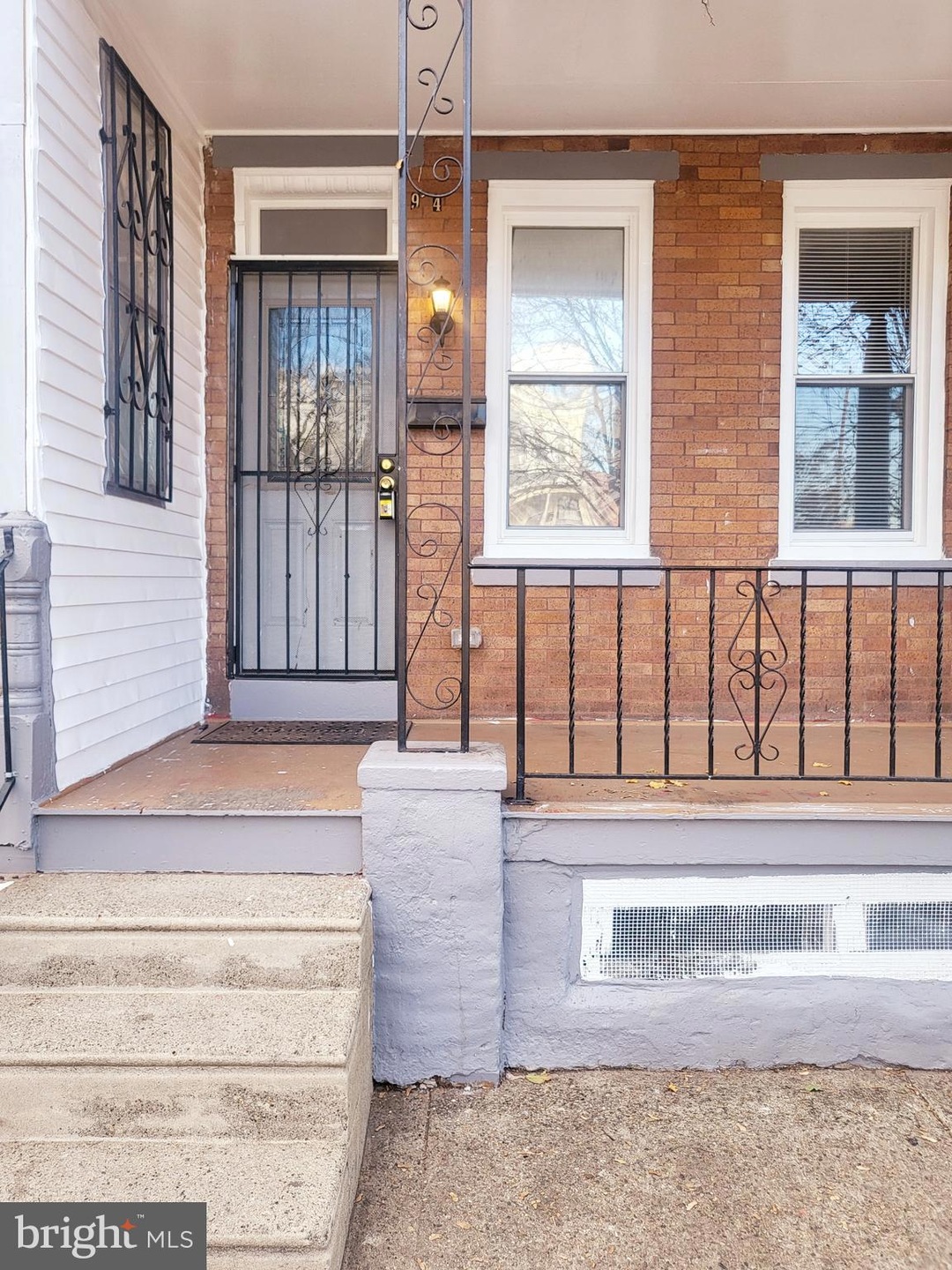 914 Vine St, Camden, NJ 08102 - photo 1