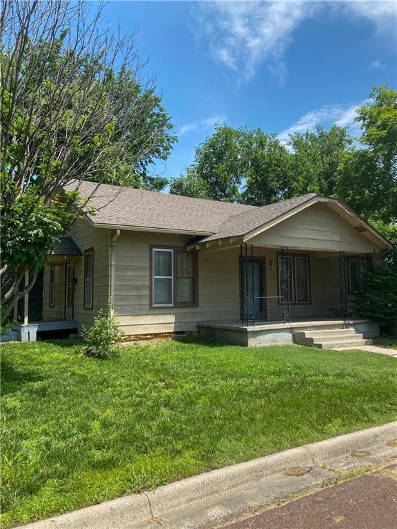901 N Buckeye St, Iola, KS 66749