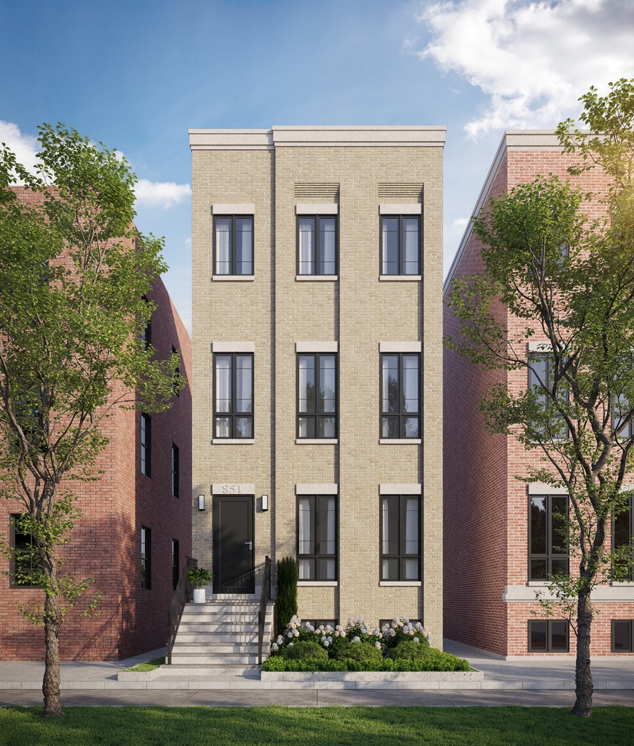 Sold $1,760,000 • Co-Listing Agent