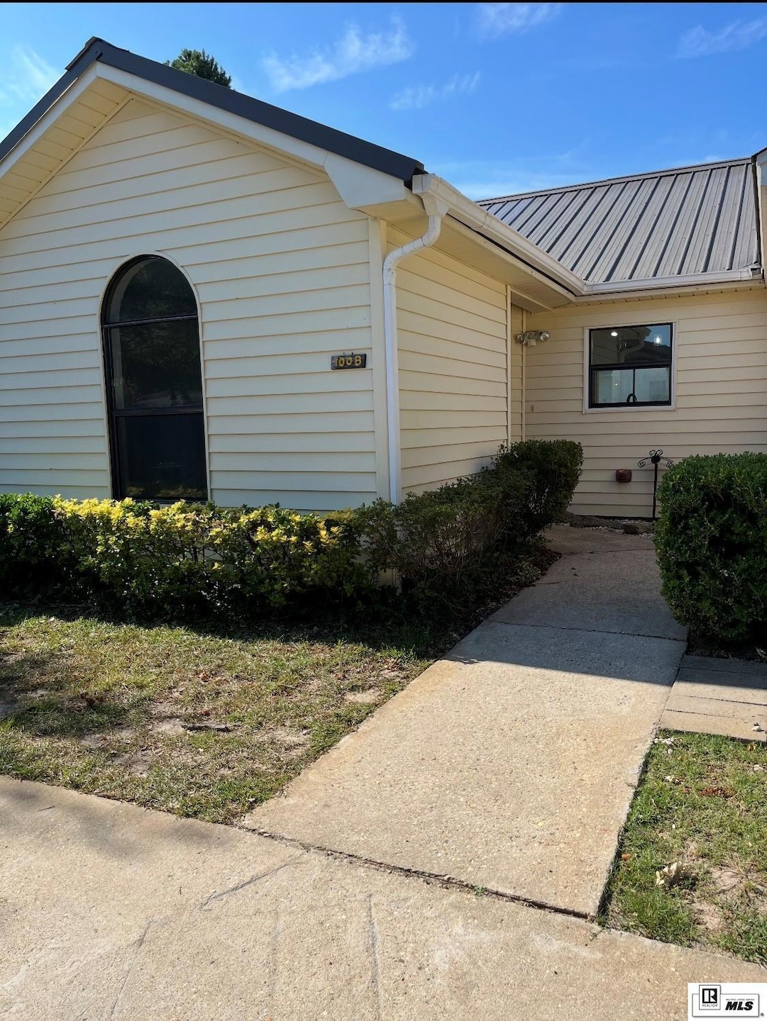 For Rent $2,000/month