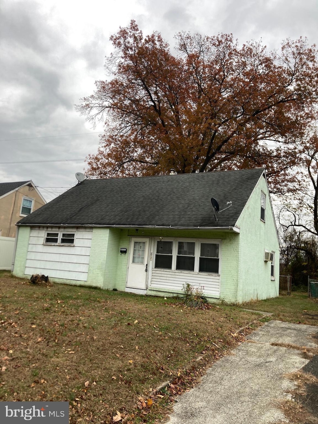 Under Contract $200,000 • Co-Listing Agent