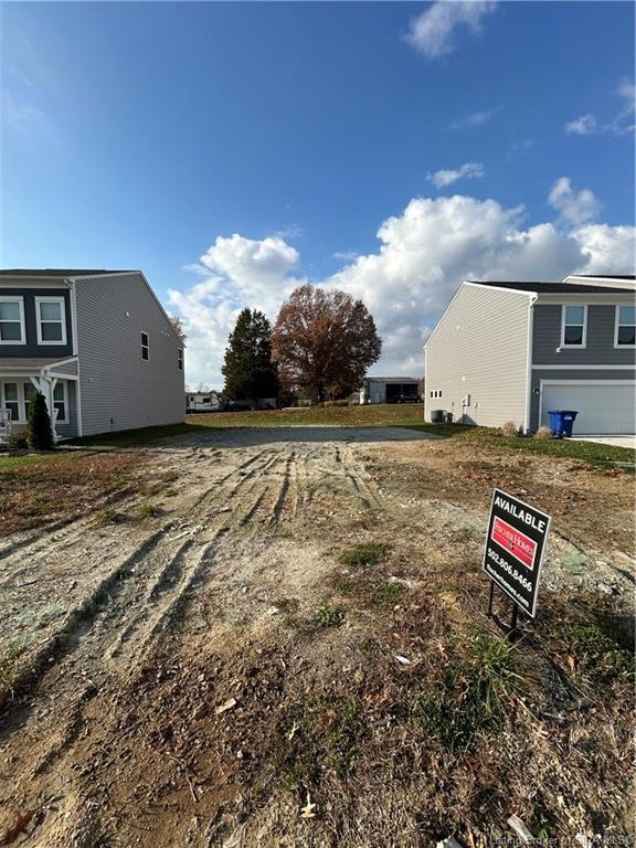 204 Jacob Ct, Sellersburg, IN 47172 - photo 1