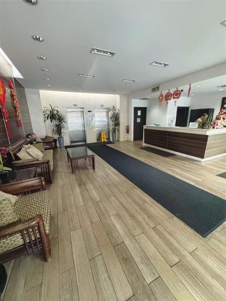 Regency Plaza unit 2, Flushing, NY 11355 - photo 1