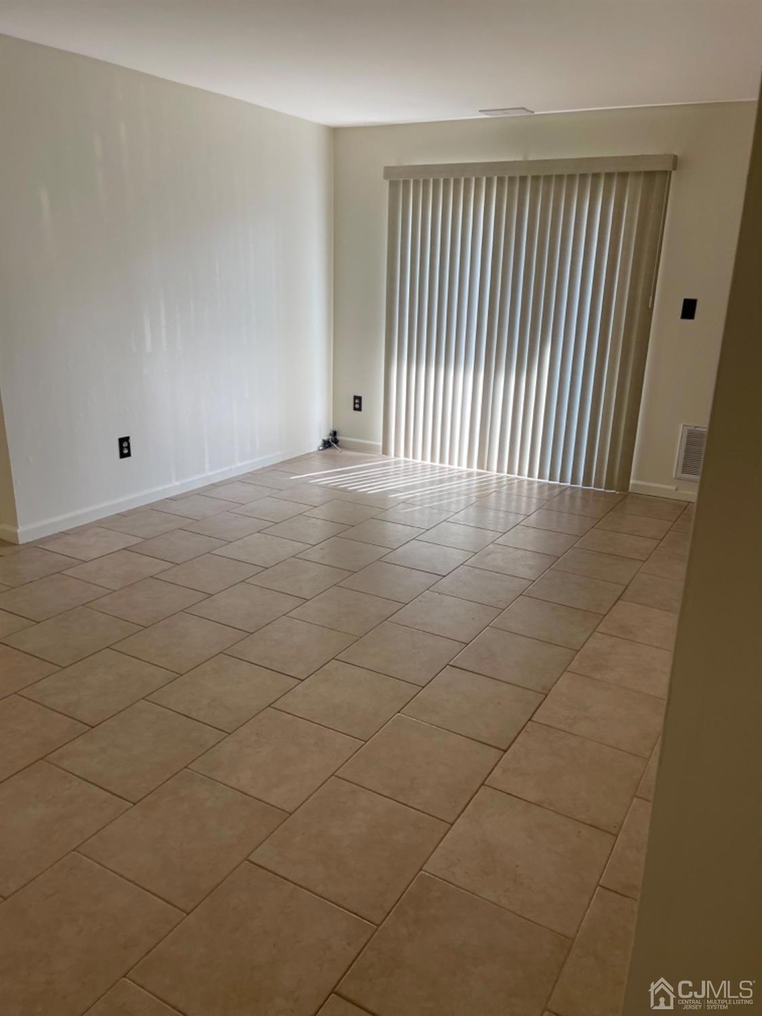 122 Keystone Ct unit A, Woodbridge, NJ 07095 - photo 1