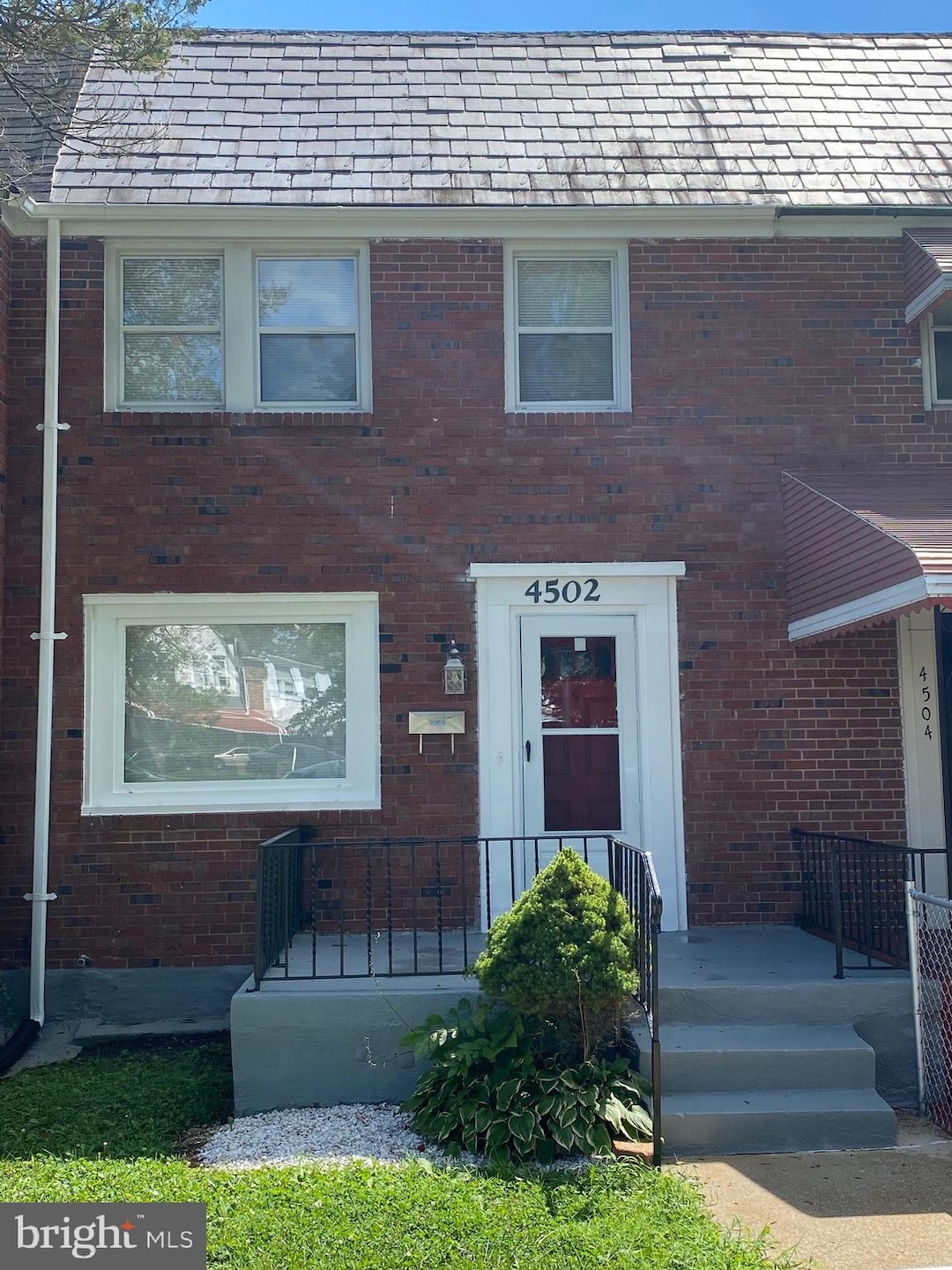 4502 Garden Dr, Baltimore, MD 21215 - photo 1