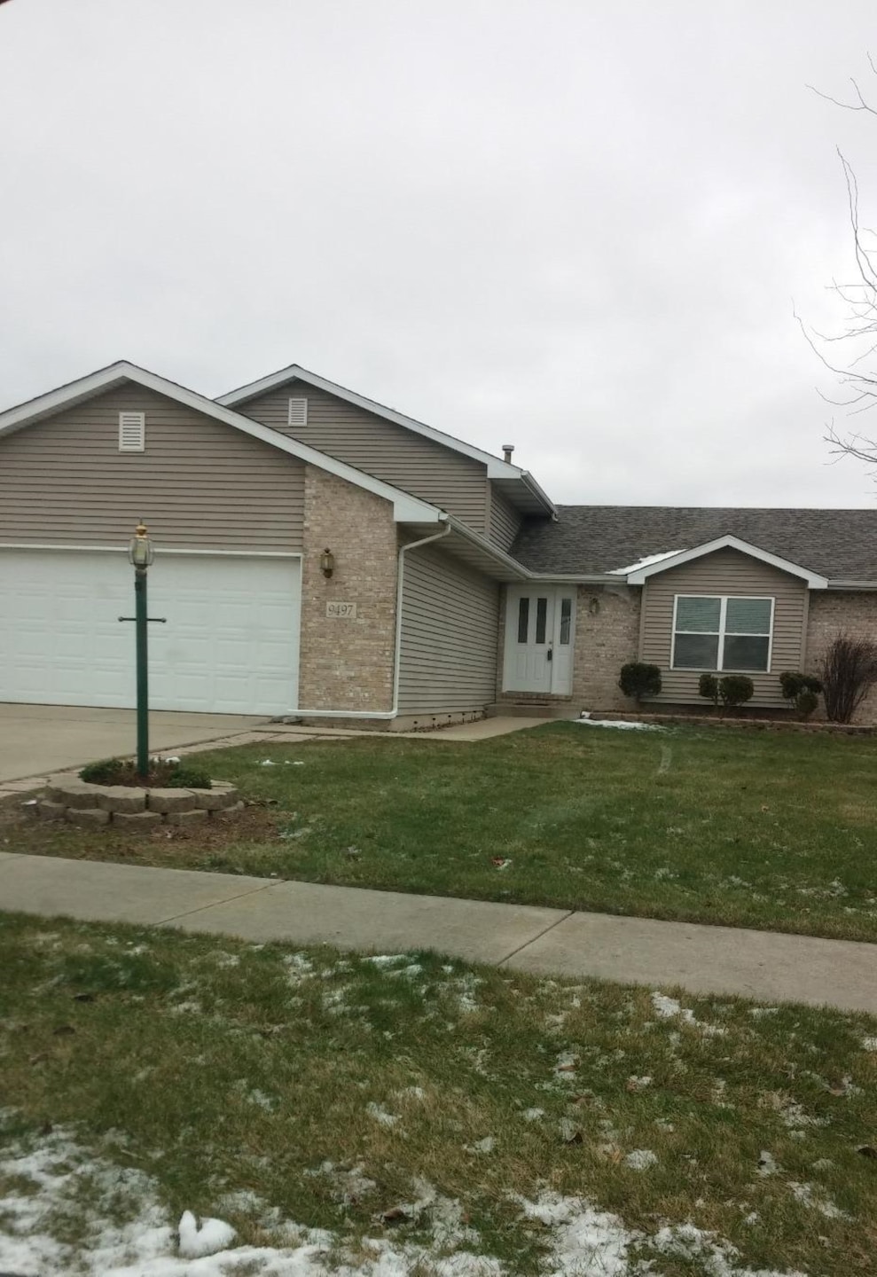 9497 Shelby Ln, Crown Point, IN 46307 - photo 1