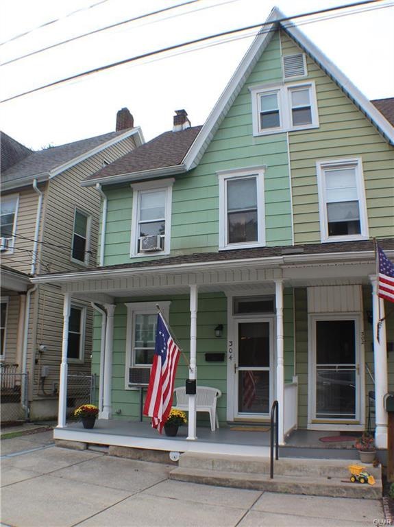 304 1st St, Slatington, PA 18080 - photo 1