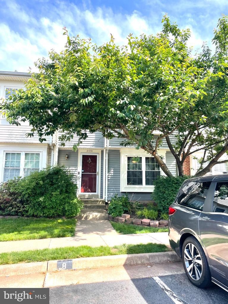21751 Marigold Cir, Sterling, VA 20164 - photo 1