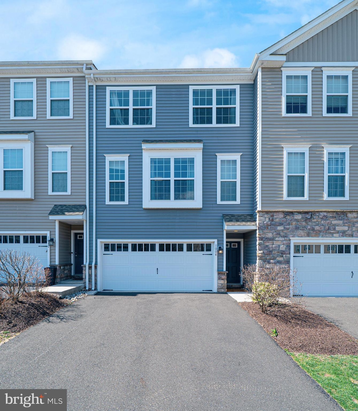 1008 Chapman Cir, Hatfield, PA 19440 - photo 1