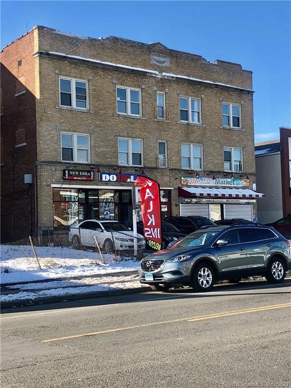 469 Wethersfield Ave unit B1, Hartford, CT 06114 - photo 1