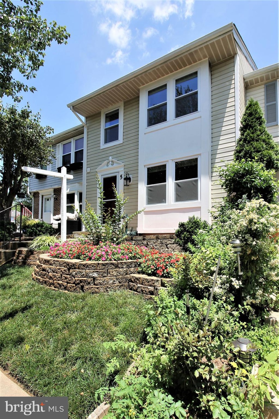 5 Willow Spring Ct, Germantown, MD 20874 - photo 1