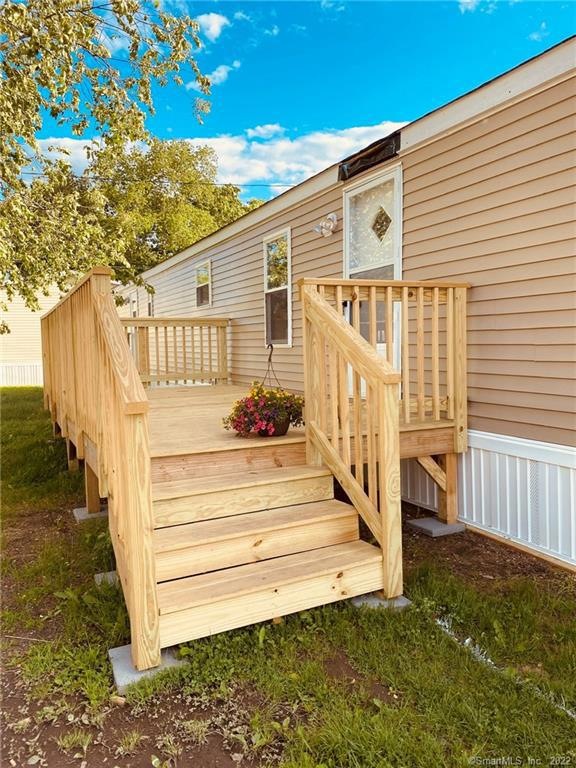 525 E Main St unit 29, Branford, CT 06405 - photo 1