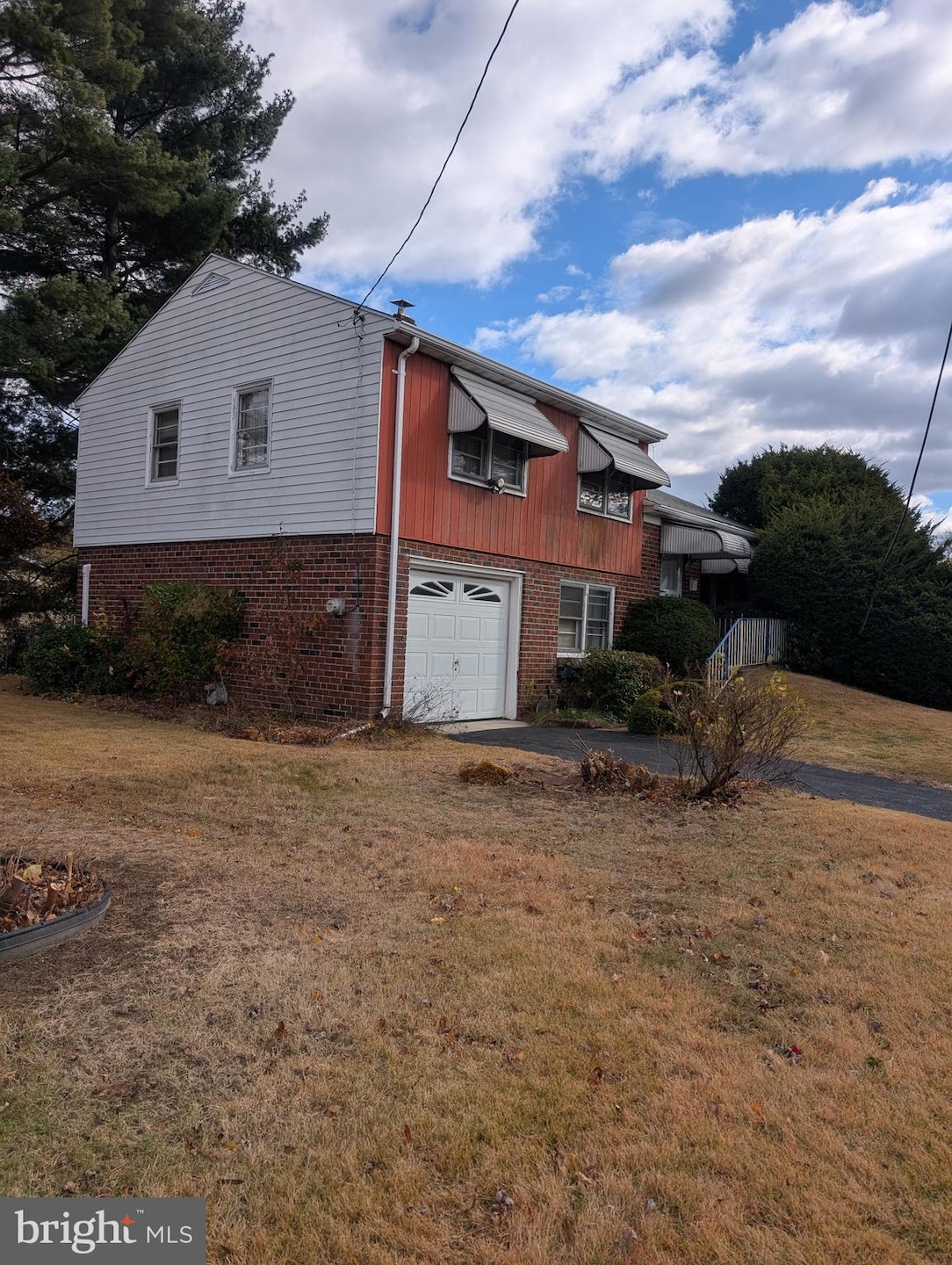 Pending $250,000 • Co-Listing Agent