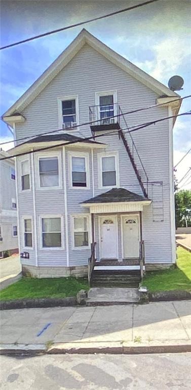 24 Hendricks St, Central Falls, RI 02863 - photo 1