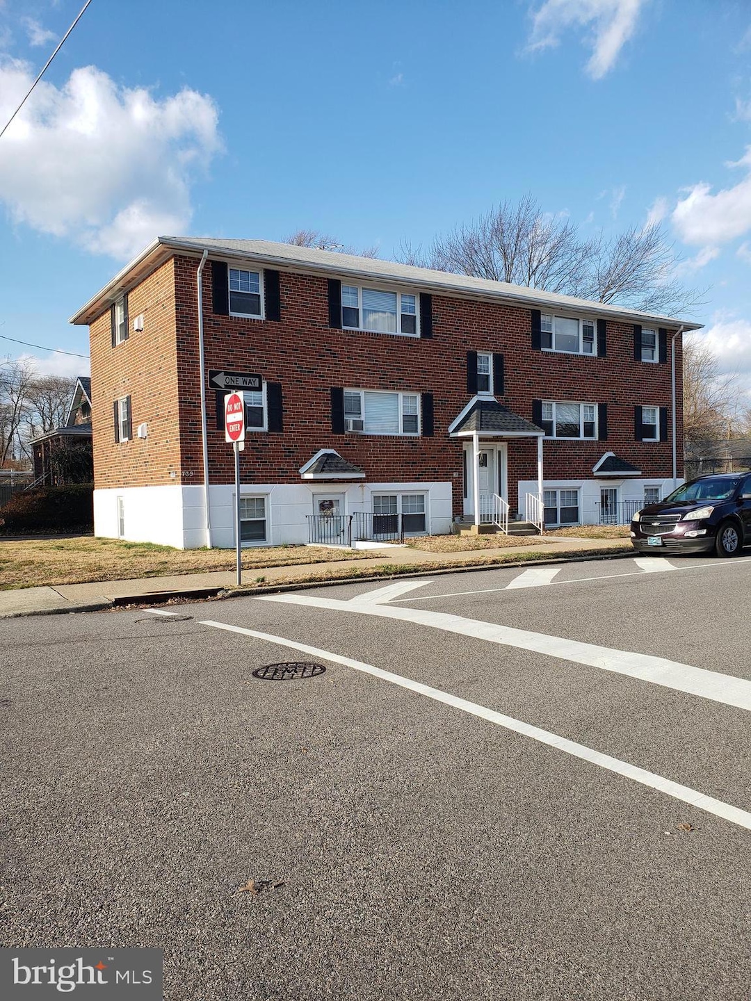 737-39 Borbeck Ave unit D, Philadelphia, PA 19111 - photo 1