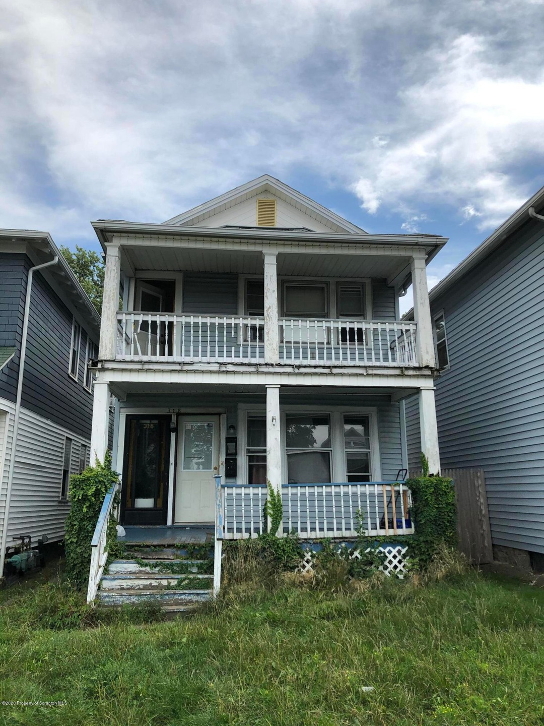318 N Sumner Ave, Scranton, PA 18504 - photo 1