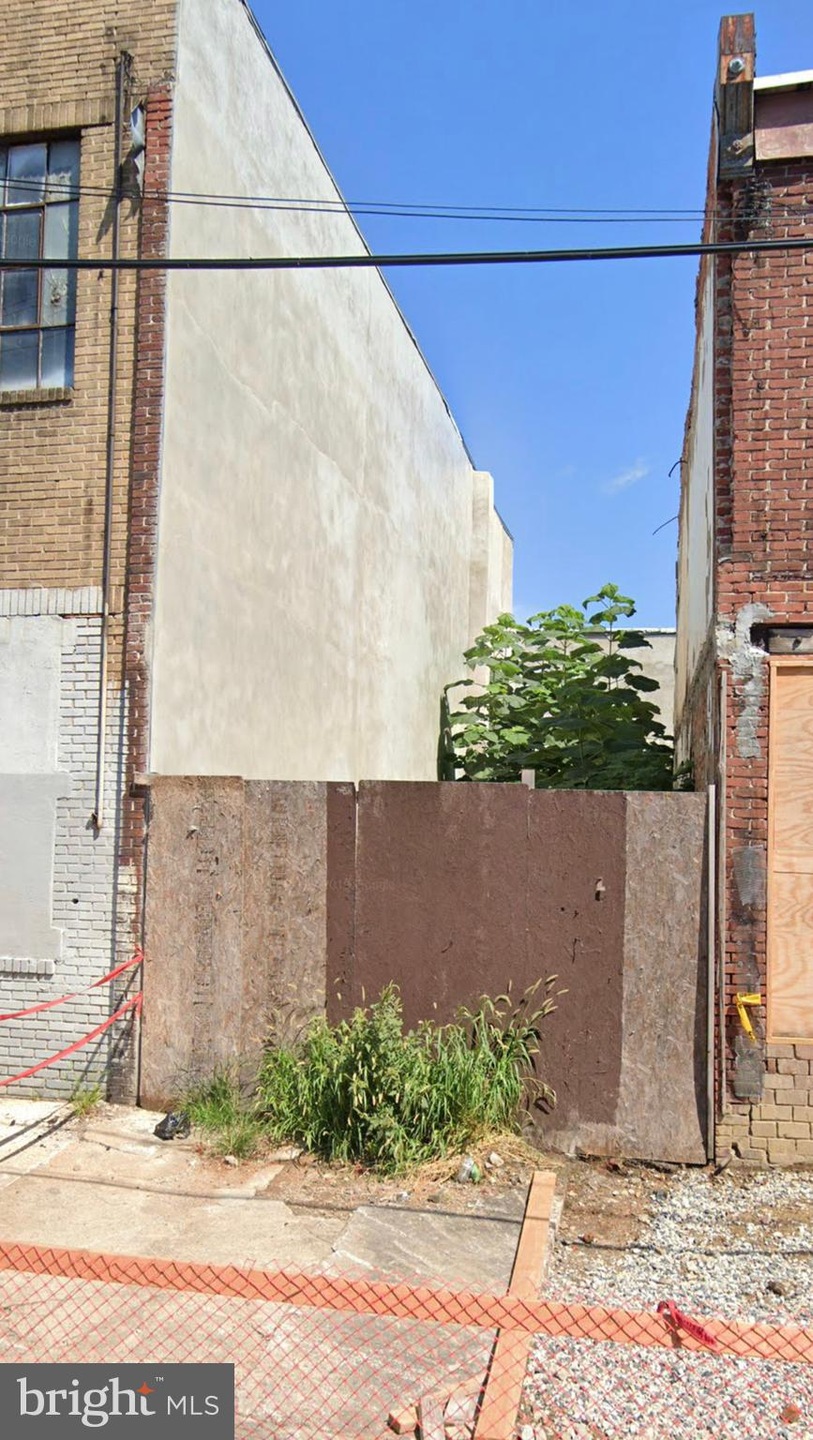 5221 Filbert St, Philadelphia, PA 19139 - photo 1