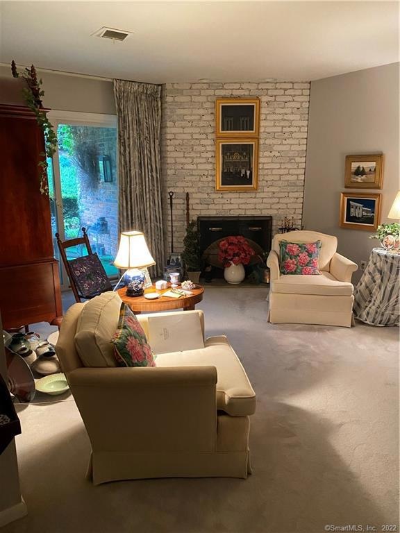 2 Southport Woods Dr, Southport, CT 06890 - photo 1