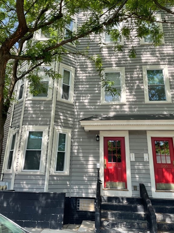 303 Elm St unit 3, Cambridge, MA 02139 - photo 1