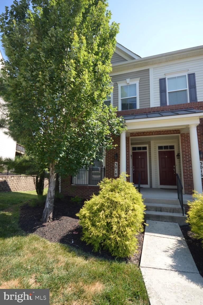 3018 Chinkapin Oak Ln unit 145, Woodbridge, VA 22191 - photo 1