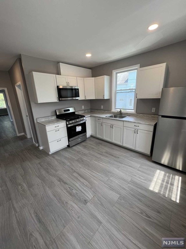 296 Hoboken Rd unit 2, East Rutherford, NJ 07073 - photo 1