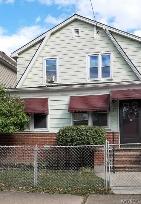 453 18th St, Niagara Falls, NY 14303 - photo 1