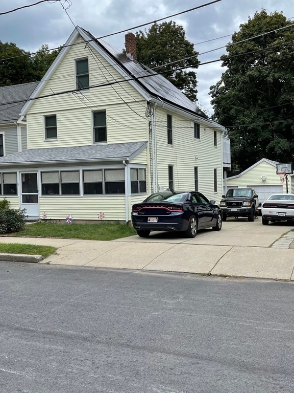 16 Chandler Place unit 1, Newton Upper Falls, MA 02464 - photo 1