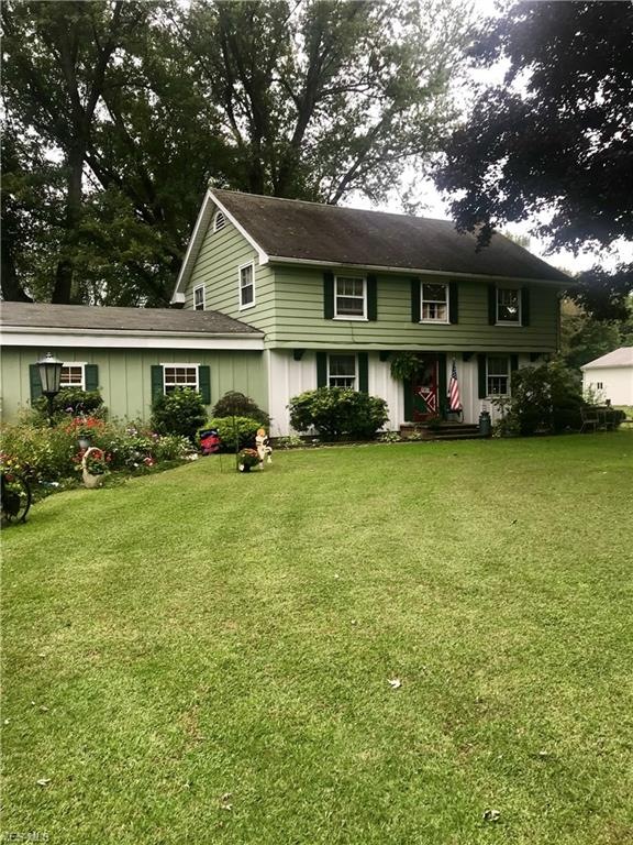 welcome to 99 Daniels Ave., Conneaut Oh