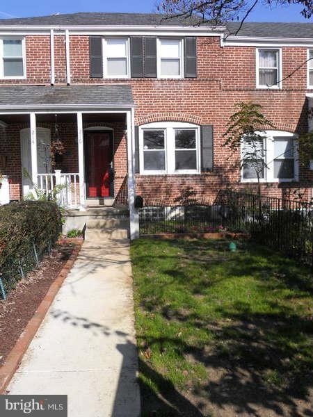 216 Willow Ave, Towson, MD 21286 - photo 1