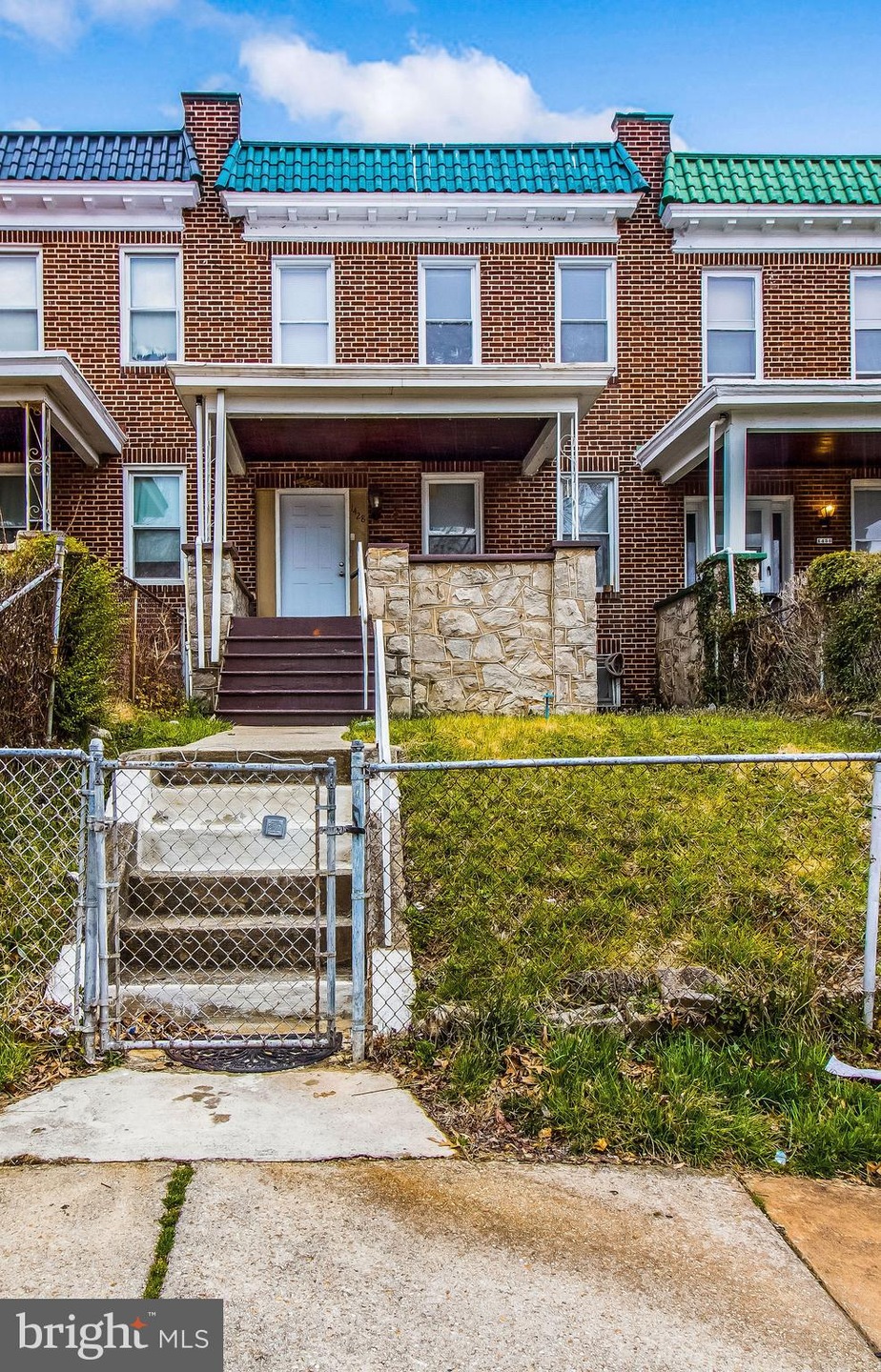 1428 Gorsuch Ave, Baltimore, MD 21218 - photo 1