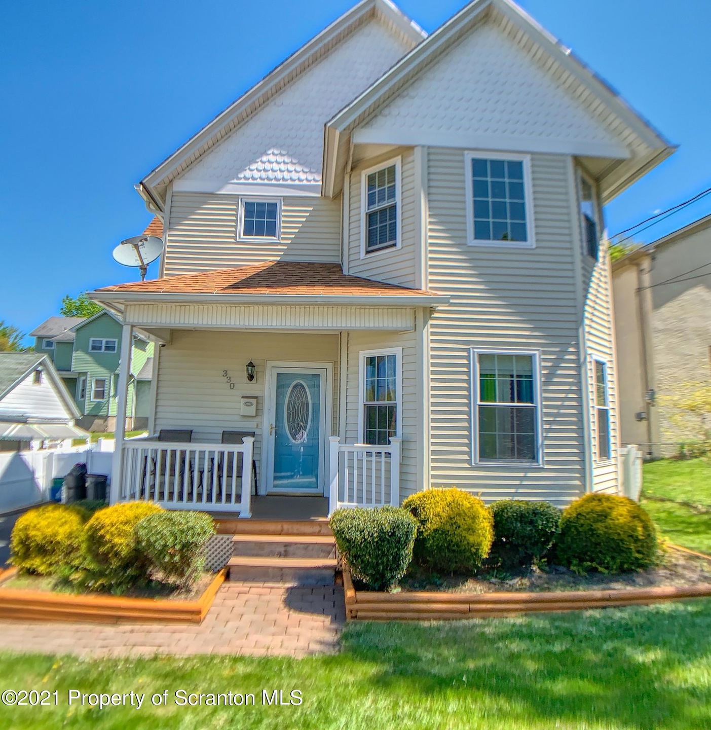 330 Wayne St, Archbald, PA 18403 - photo 1